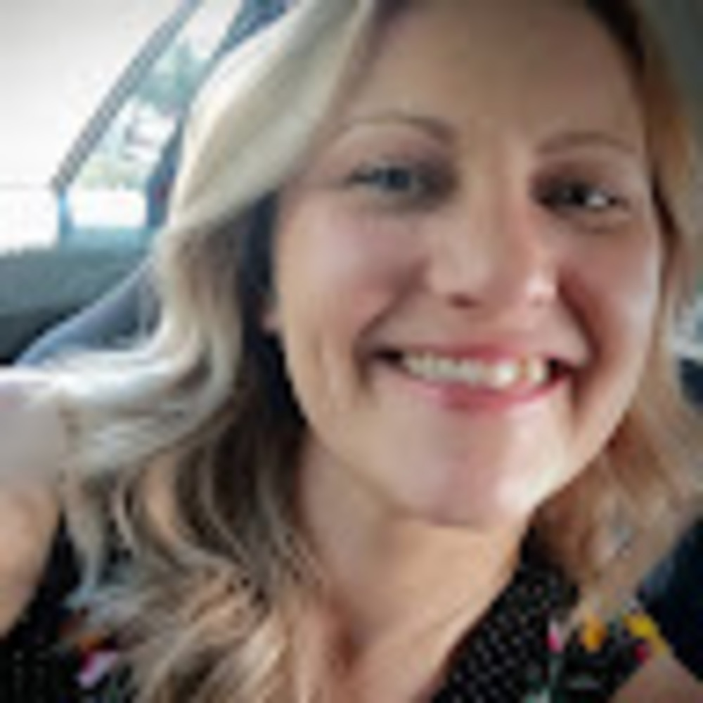 Meet your Posher, Kelli